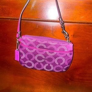 Coach wristlet wallet